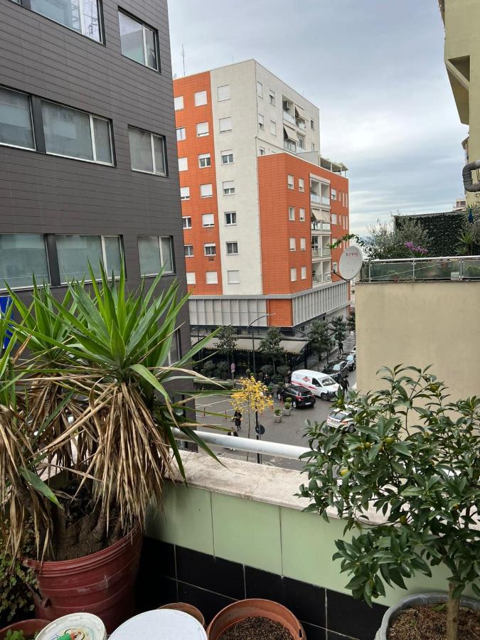 Leonard Apartment Tirana Exteriör bild